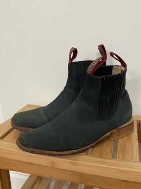 Potrero Black leather Chelsea Ankle Boots with Red Pull Tabs